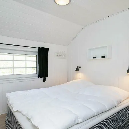 Luxurious Holiday In Jutland With Private Whirlpool Vakantiehuis Blåvand